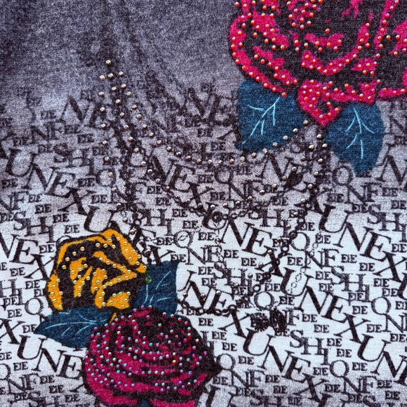 Y2K Longline tunic with feather hood and asymmetrical hem - Picture 4 of 7